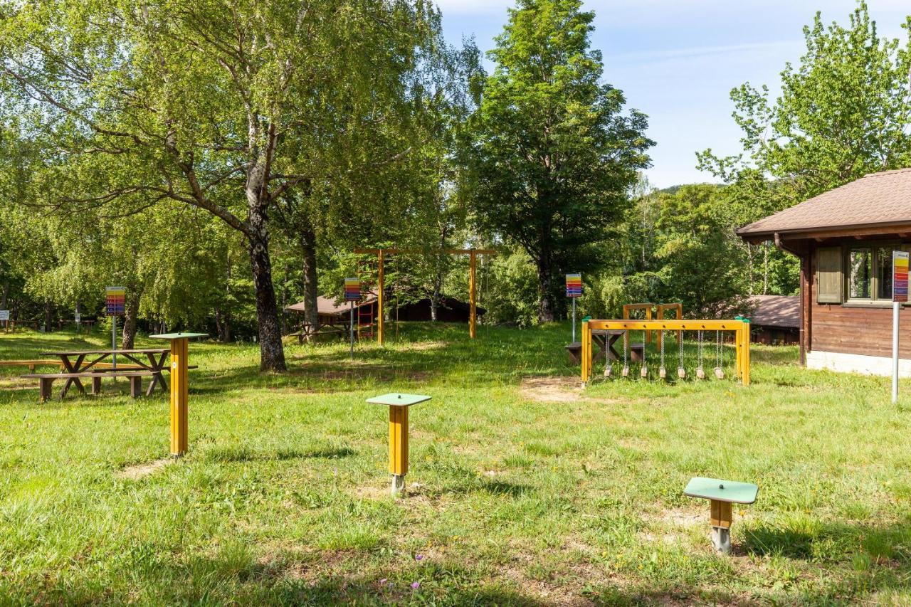 Villaggio Anemone - Chalet Castagno Capanne di Sillano Exterior photo